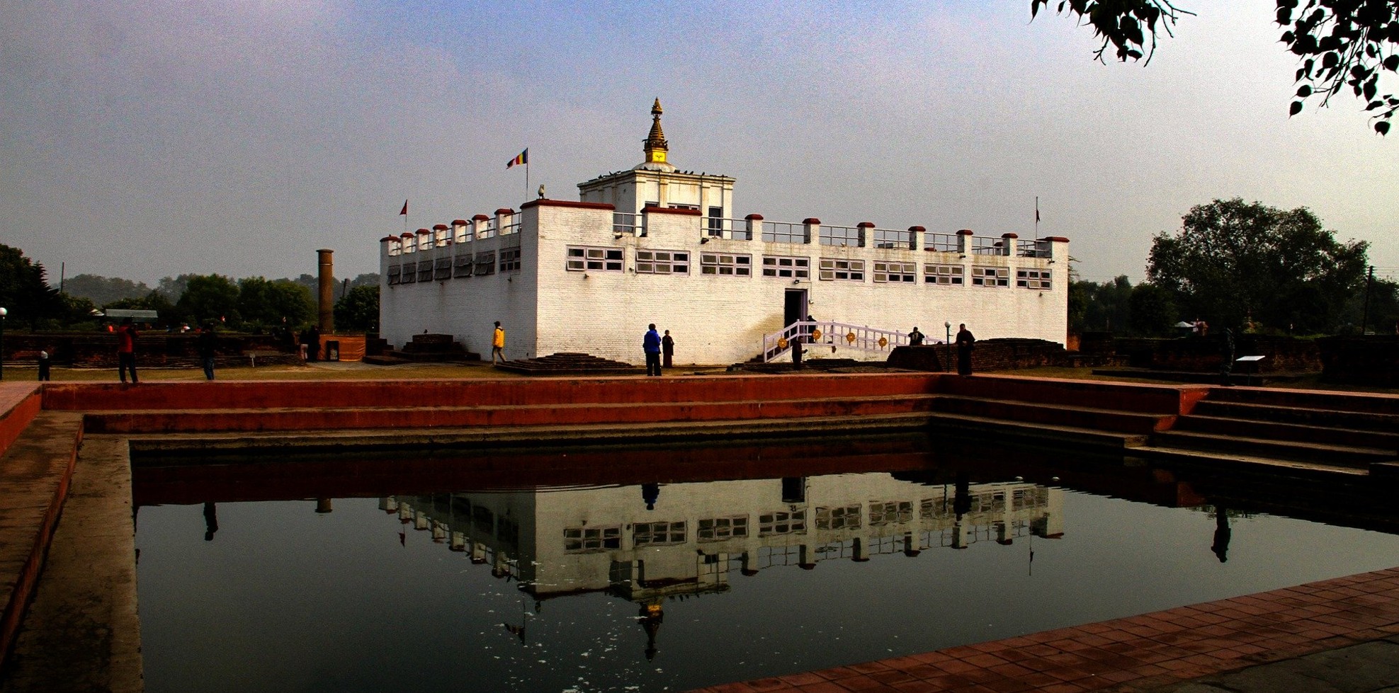 Kathmandu Chitwan Lumbini Pokhara Tour