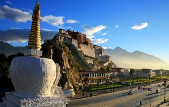 Tibet Lhasa Shangri-La Tour